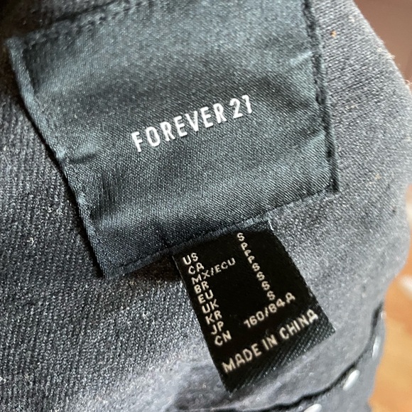 Black Studded Distressed Jean Jacket - Picture 6 of 6